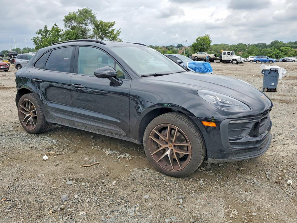 Porsche MACAN 2024 — Copart