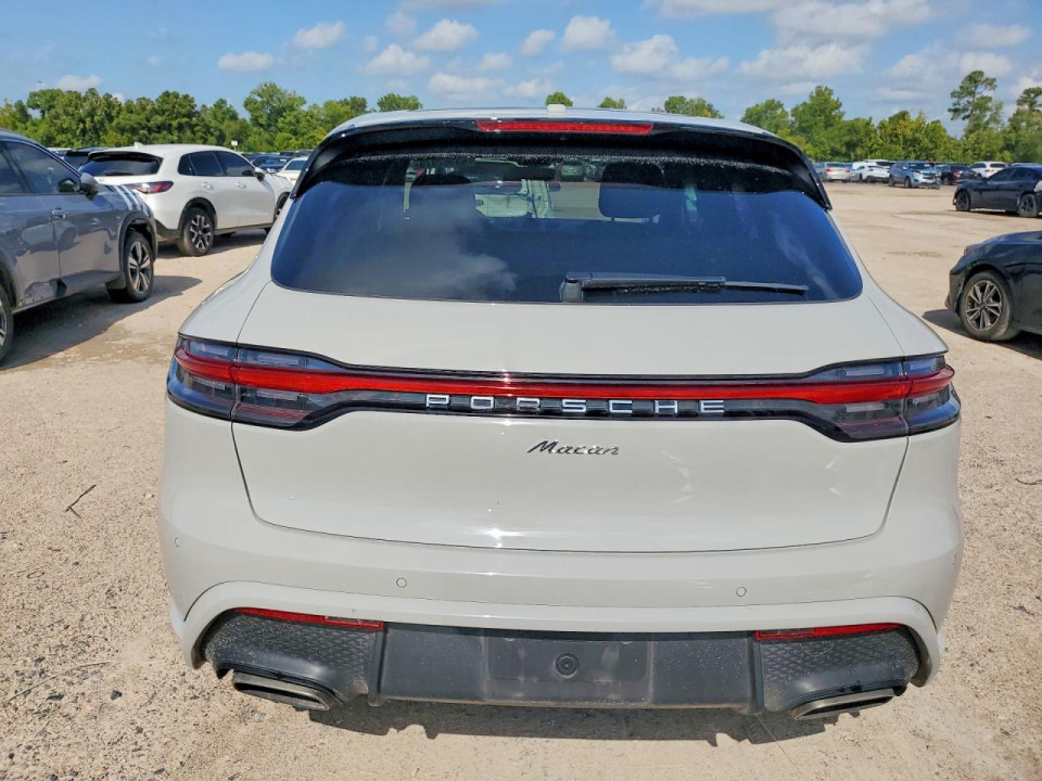Porsche MACAN 2025 — Copart