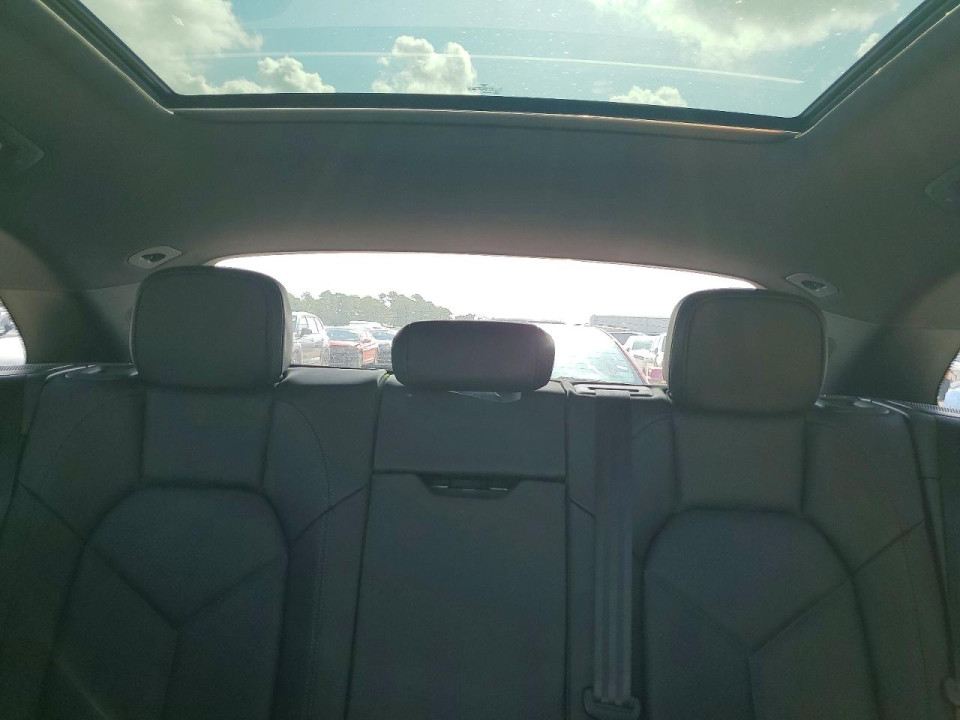Porsche MACAN 2025 — Copart