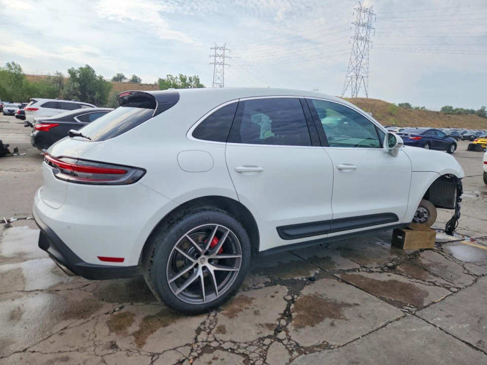 Porsche MACAN 2024 — Copart