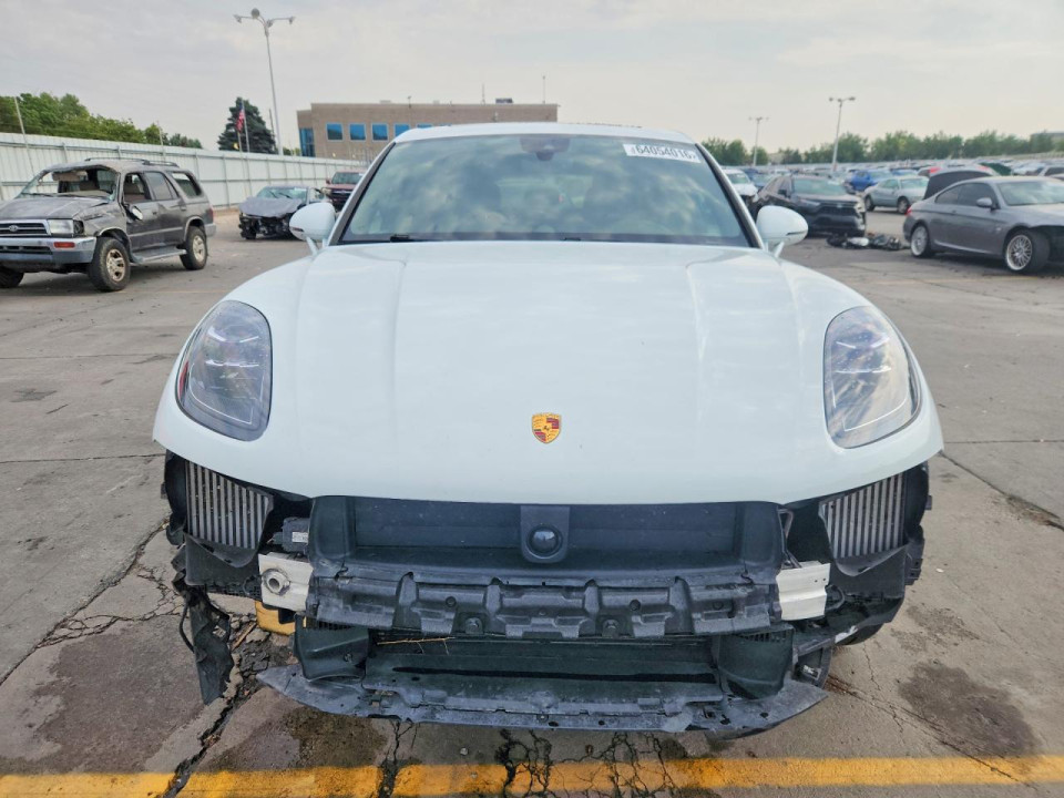 Porsche MACAN 2024 — Copart