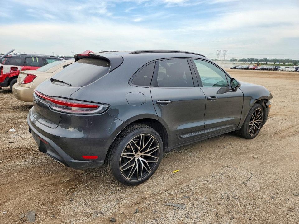 Porsche MACAN 2023 — Copart