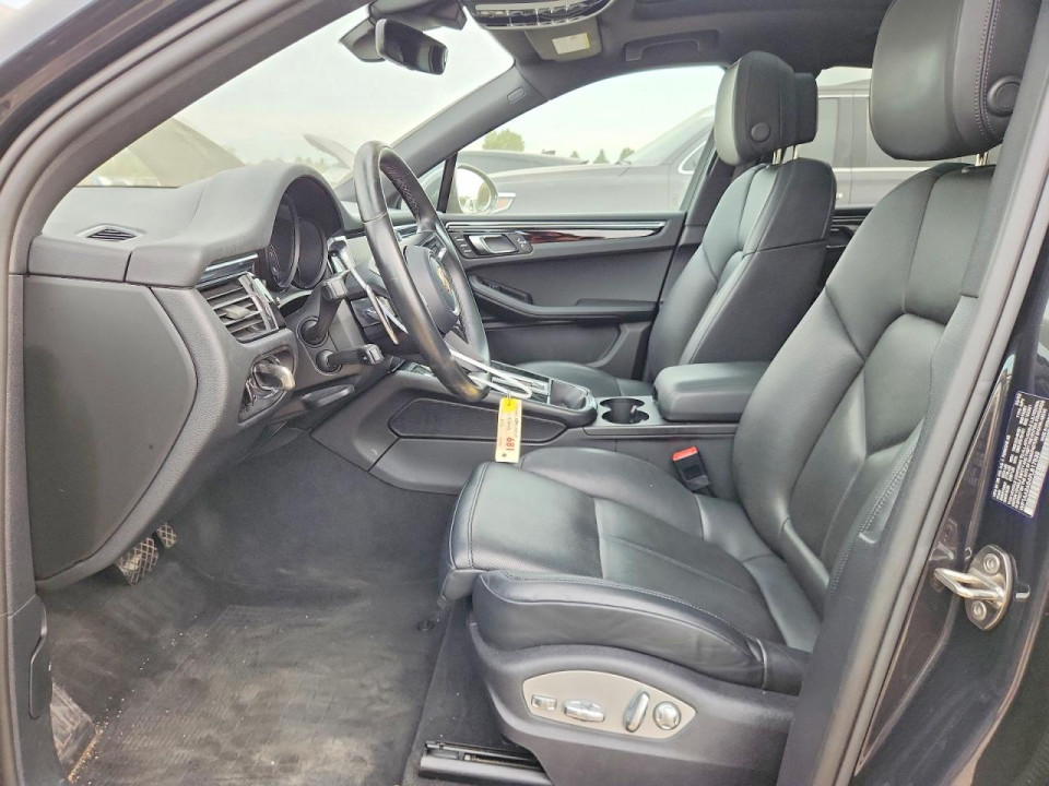 Porsche MACAN 2023 — Copart
