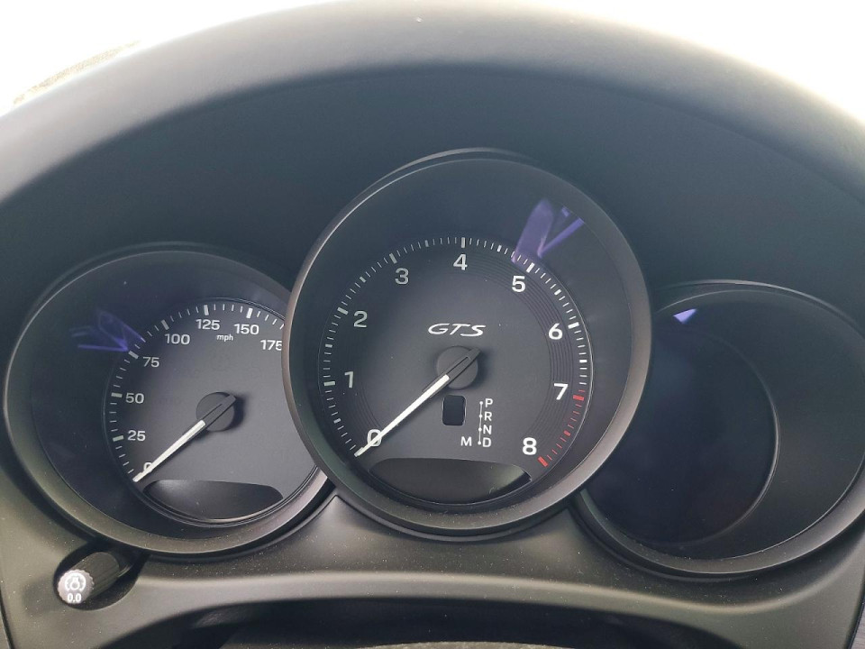 Porsche MACAN 2024 — Copart