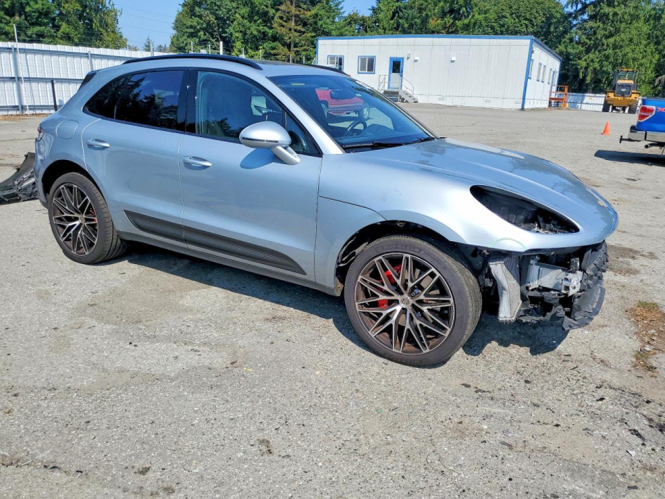 Porsche MACAN 2023 — Copart