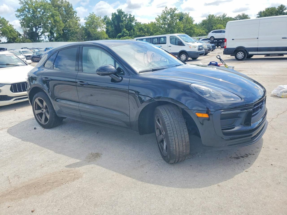 Porsche MACAN 2024 — Copart