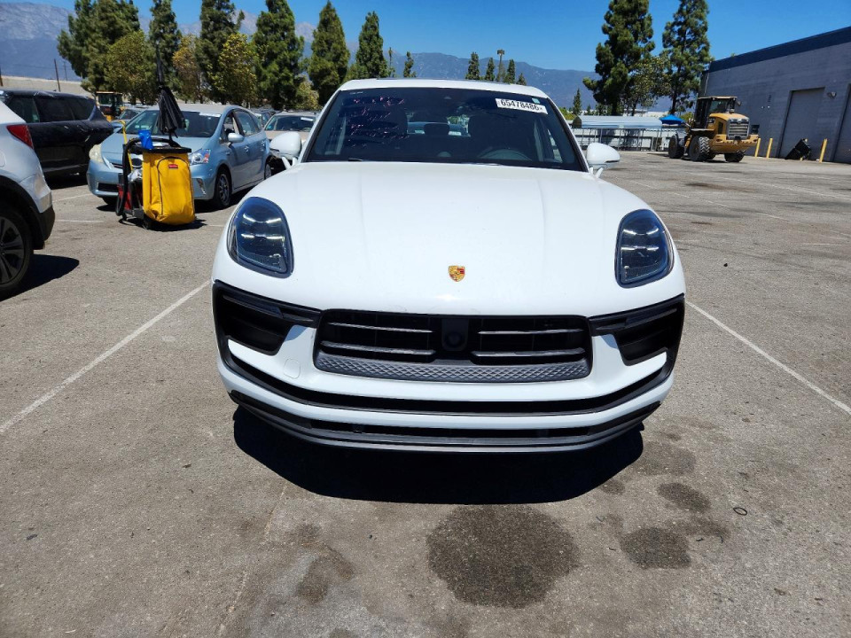 Porsche MACAN 2023 — Copart