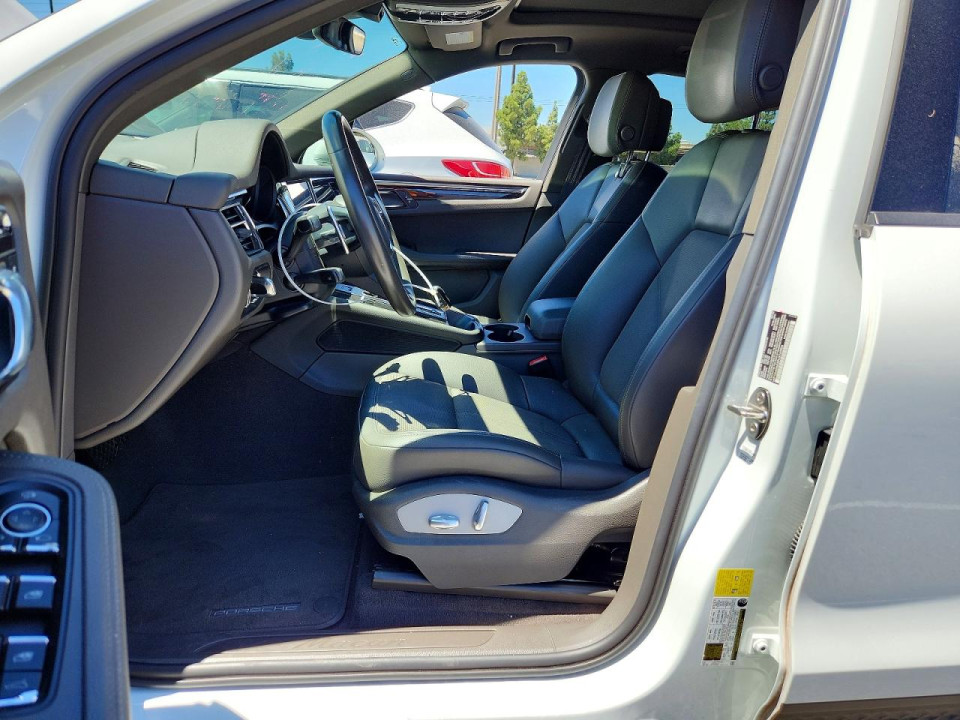 Porsche MACAN 2023 — Copart