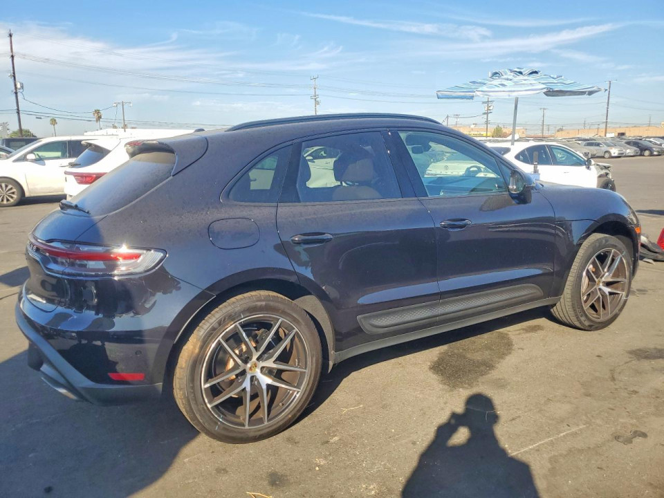 Porsche MACAN 2023 — Copart