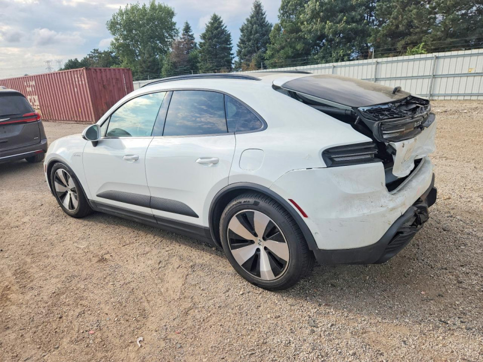 Porsche MACAN 2025 — Copart