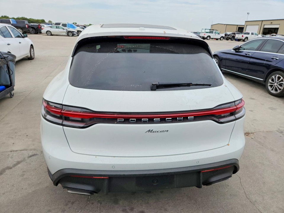 Porsche MACAN 2022 — Copart