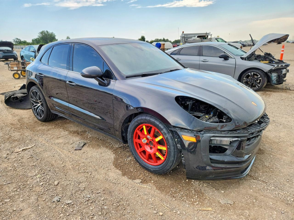 Porsche MACAN 2023 — Copart