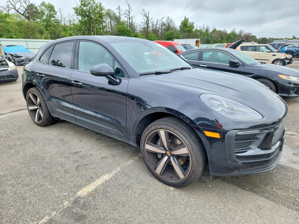 Porsche MACAN 2025 — Copart