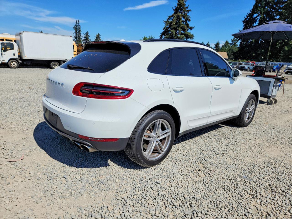 Porsche MACAN 2016 — Copart
