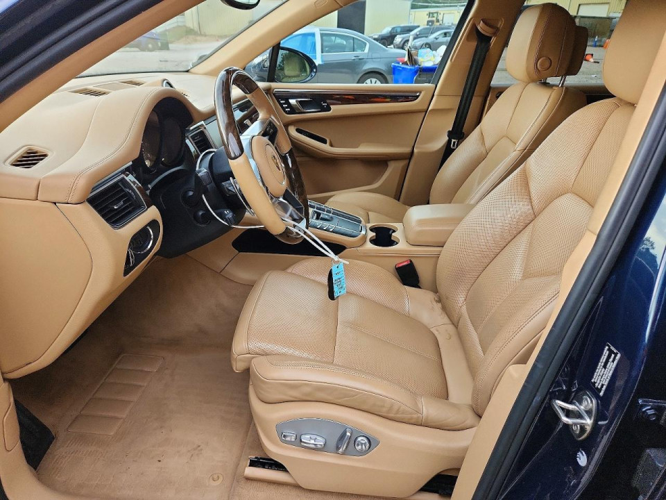 Porsche MACAN 2016 — Copart