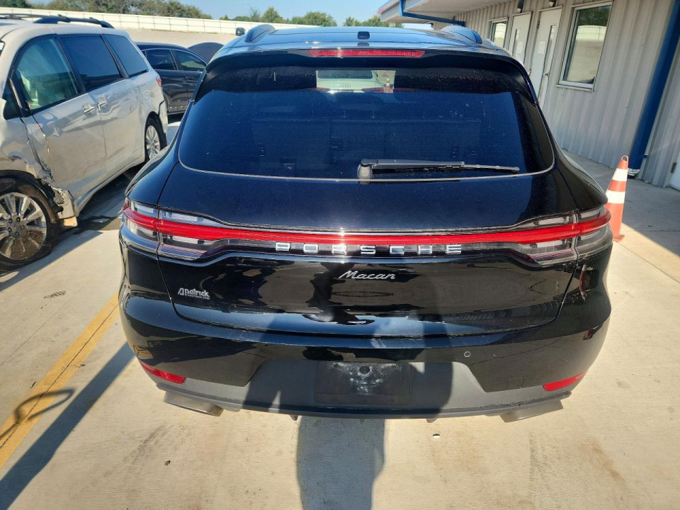 Porsche MACAN 2021 — Copart