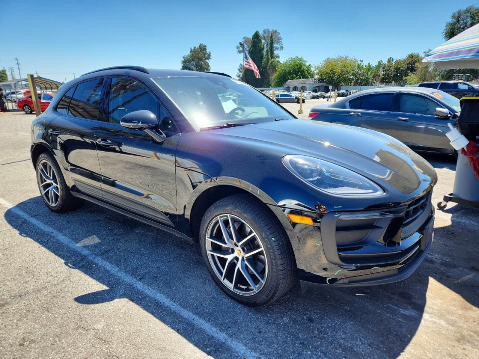 Porsche MACAN 2024 — Copart