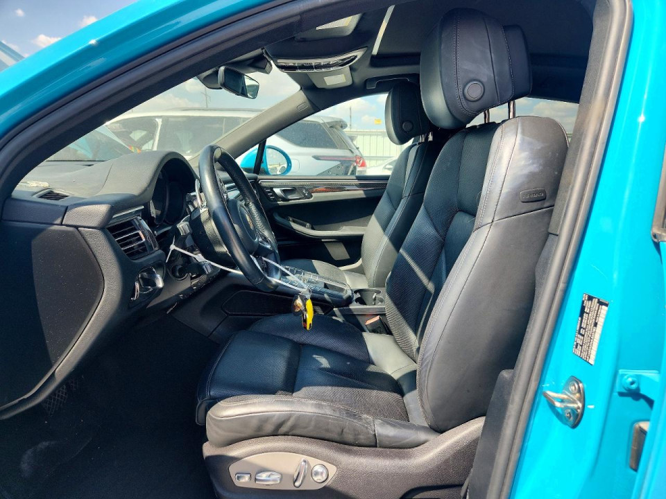 Porsche MACAN 2021 — Copart
