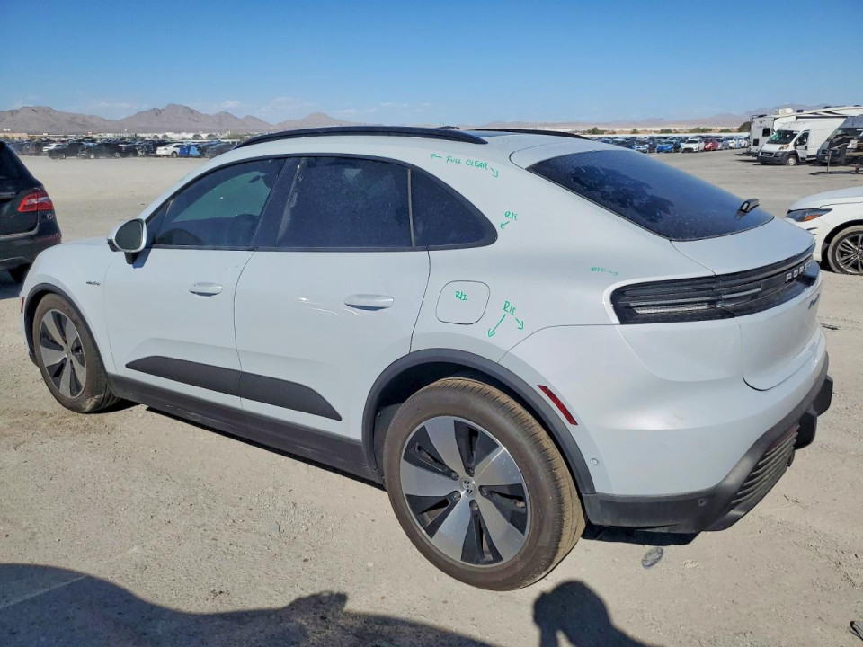 Porsche MACAN 2026 — Copart