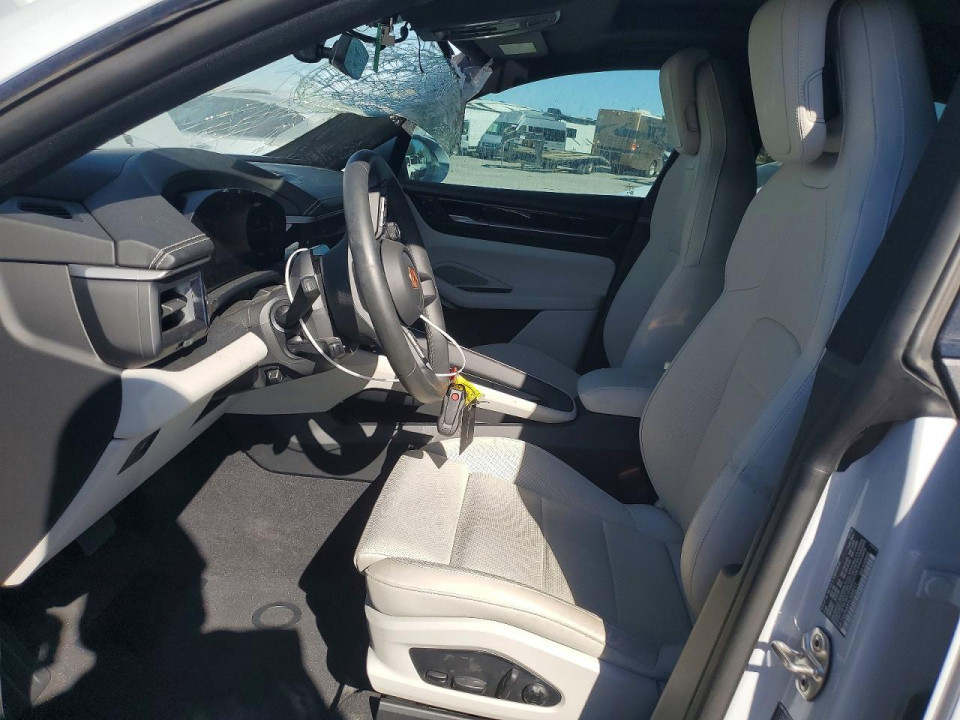Porsche MACAN 2026 — Copart