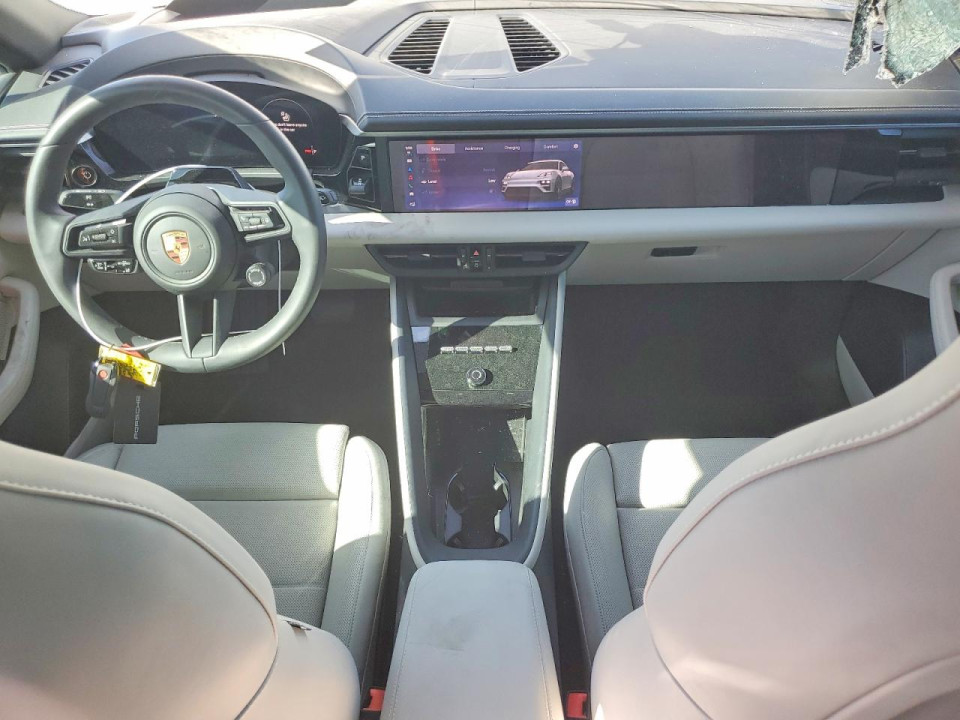 Porsche MACAN 2026 — Copart