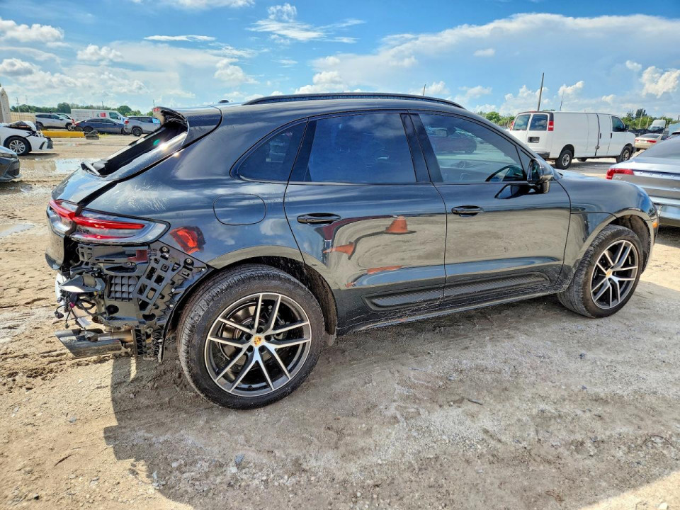 Porsche MACAN 2024 — Copart