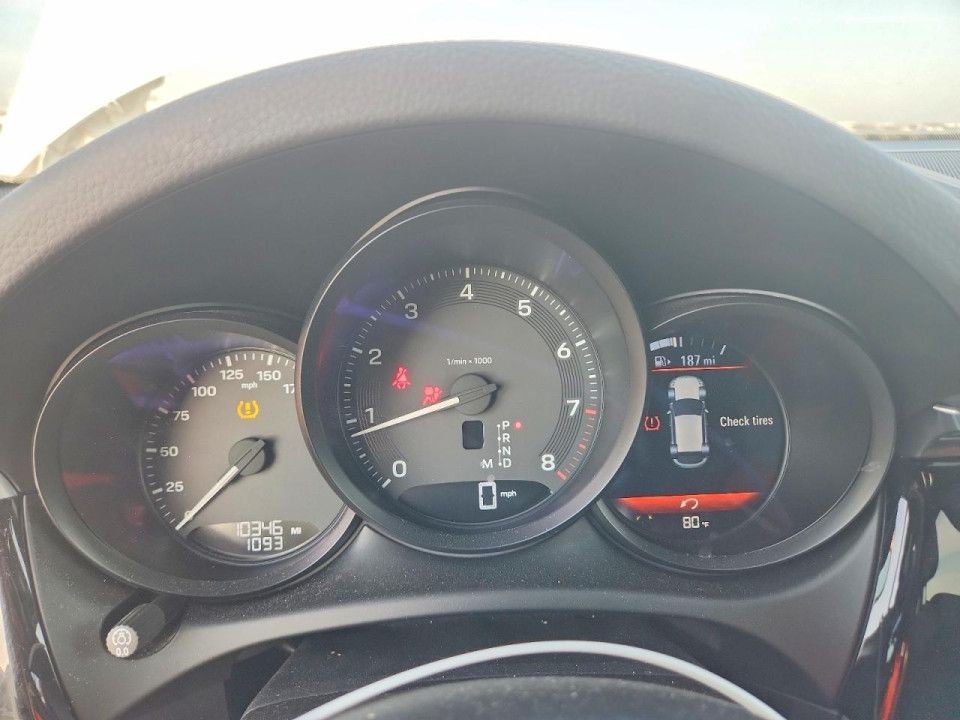 Porsche MACAN 2025 — Copart