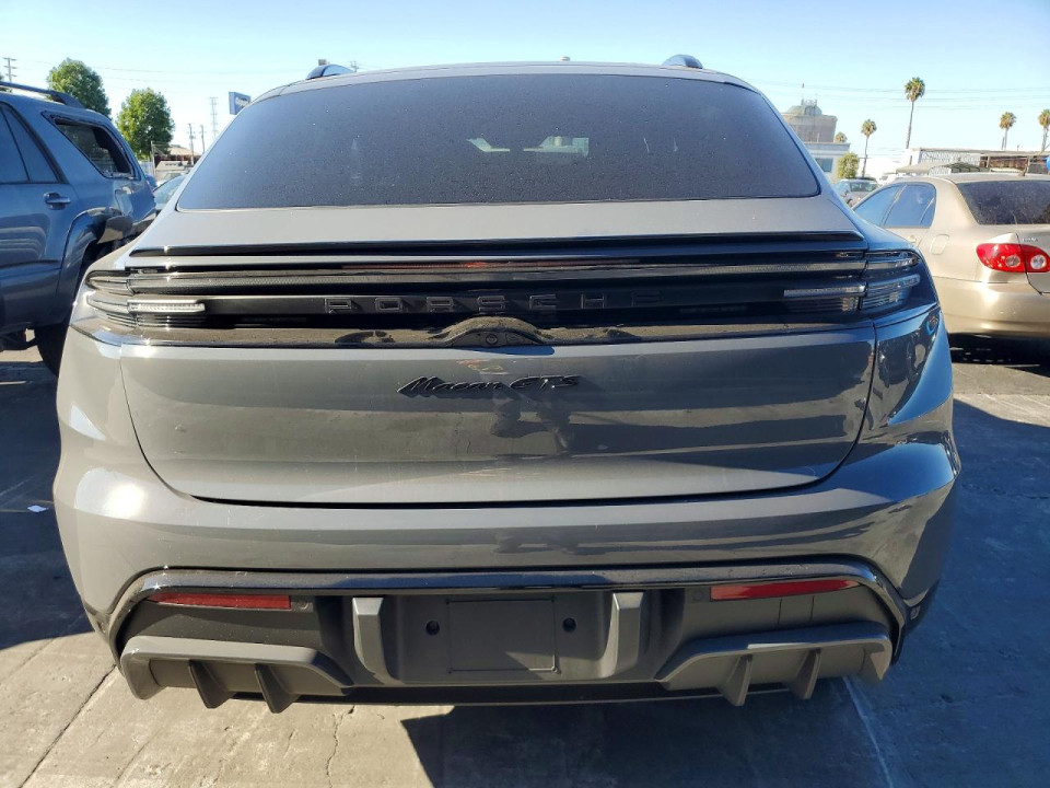 Porsche MACAN 2026 — Copart