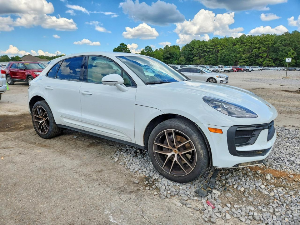 Porsche MACAN 2023 — Copart