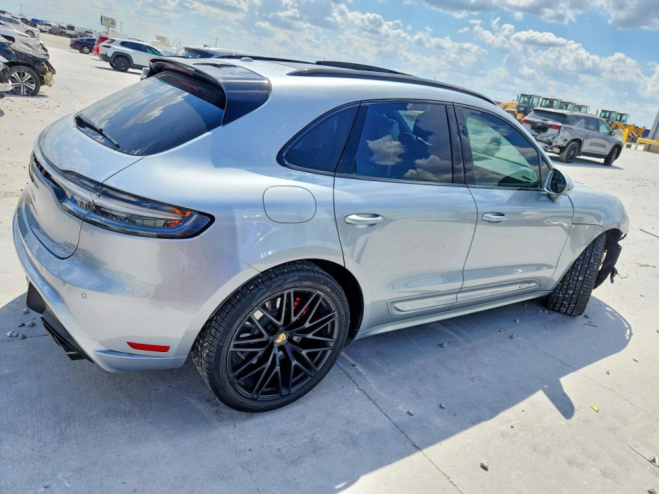 Porsche MACAN 2024 — Copart
