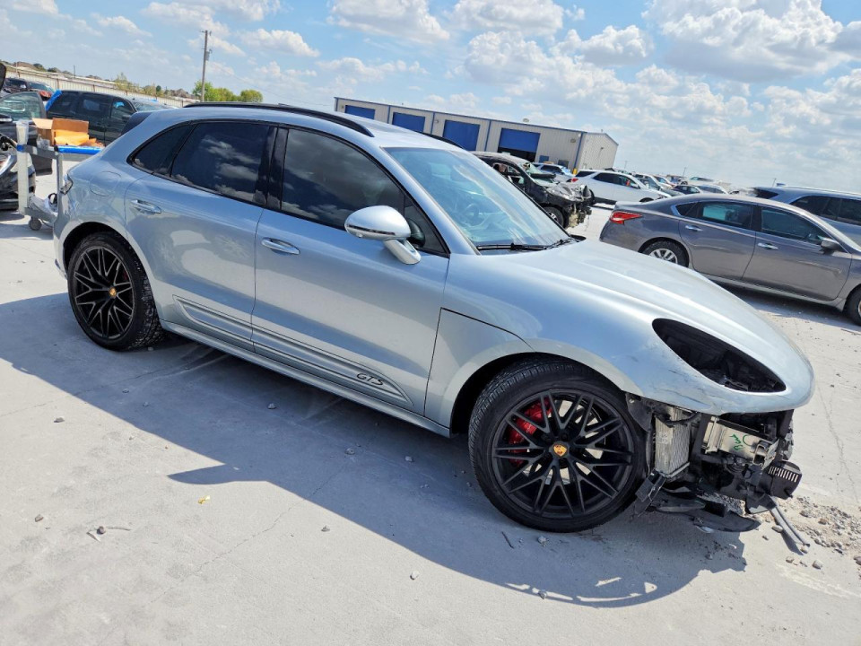 Porsche MACAN 2024 — Copart