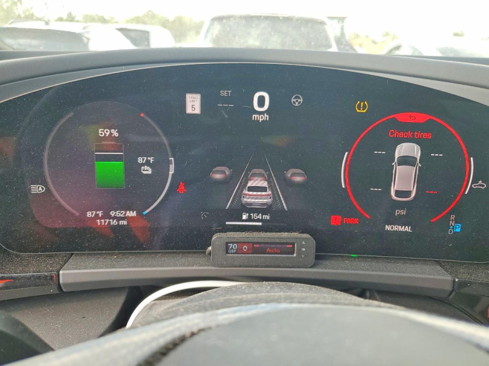 Porsche MACAN 2025 — Copart