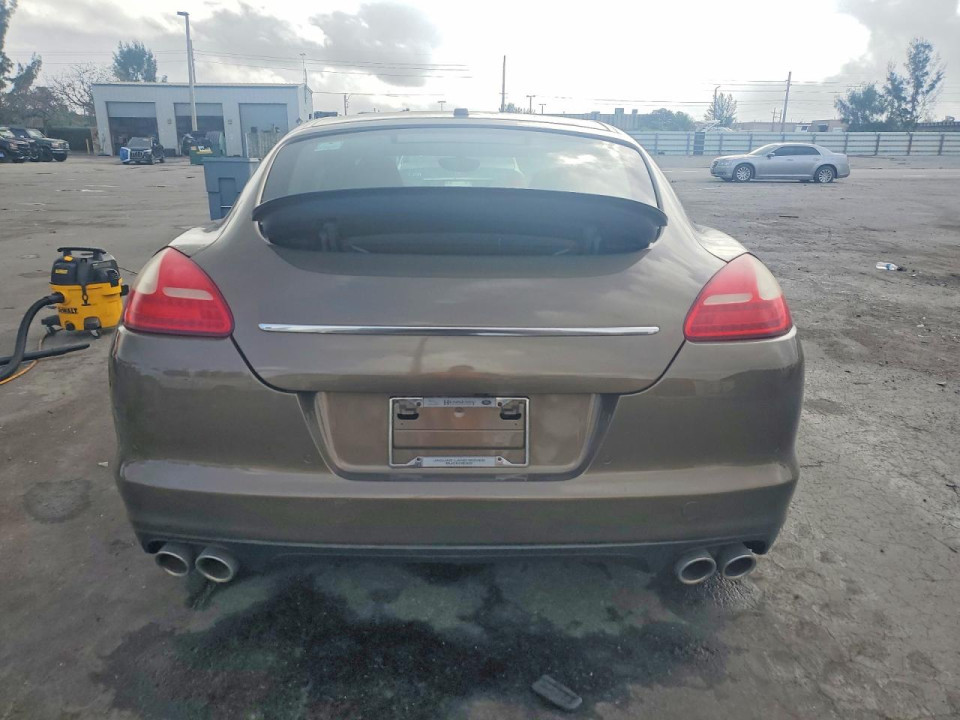 Porsche PANAMERA 2011 — Copart