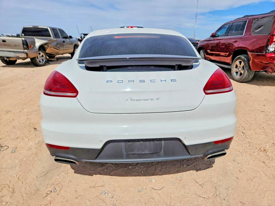 Porsche PANAMERA 2016 — Copart