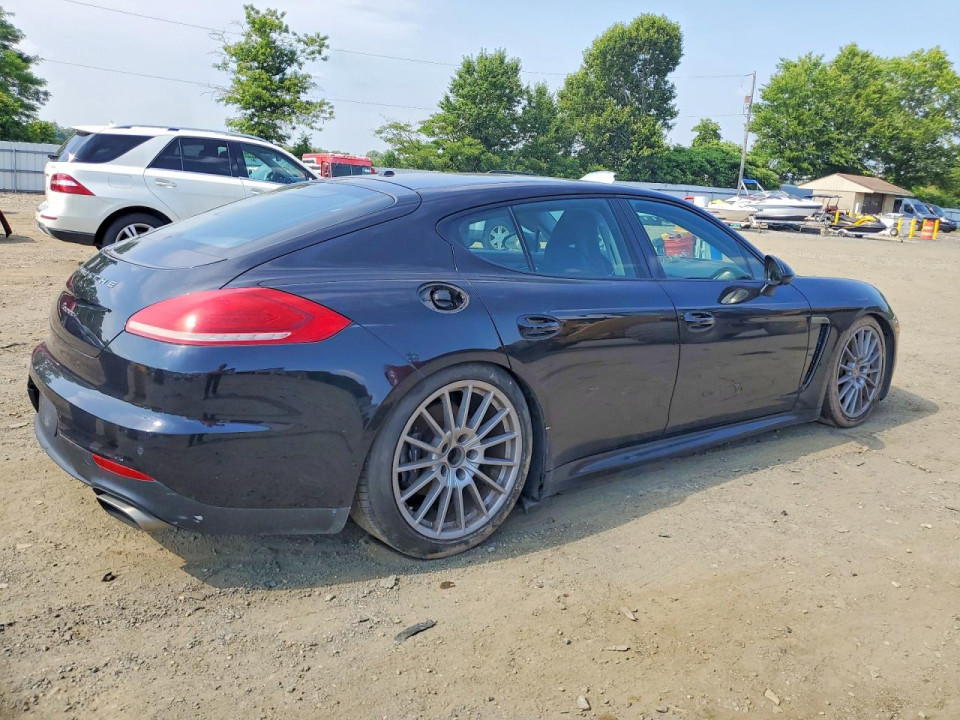 Porsche PANAMERA 2016 — Copart