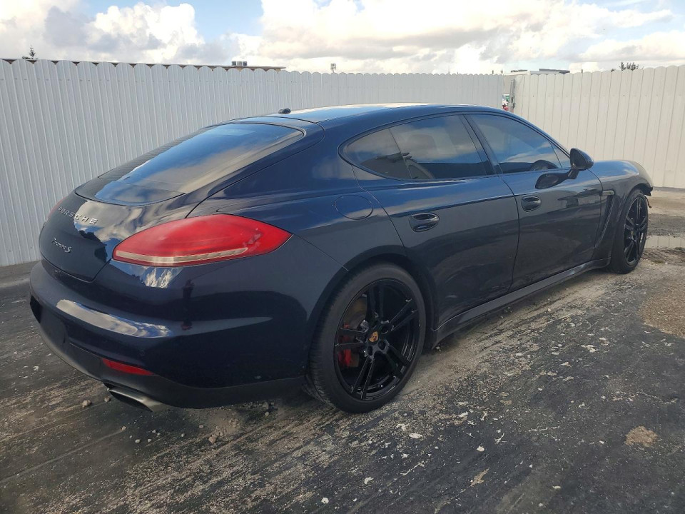 Porsche PANAMERA 2016 — Copart