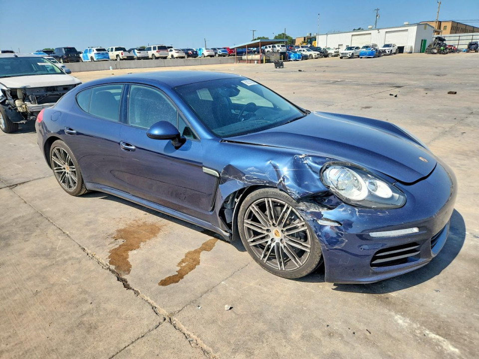 Porsche PANAMERA 2015 — Copart