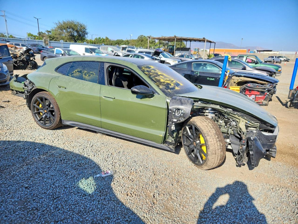 Porsche TAYCAN GTS 2023 — Copart