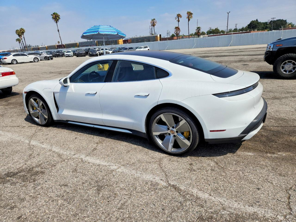 Porsche TAYCAN 2021 — Copart