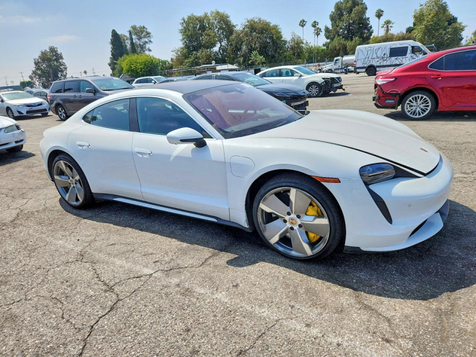 Porsche TAYCAN 2021 — Copart