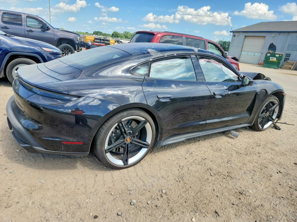 Porsche TAYCAN 2021 — Copart