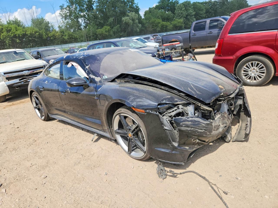 Porsche TAYCAN 2021 — Copart