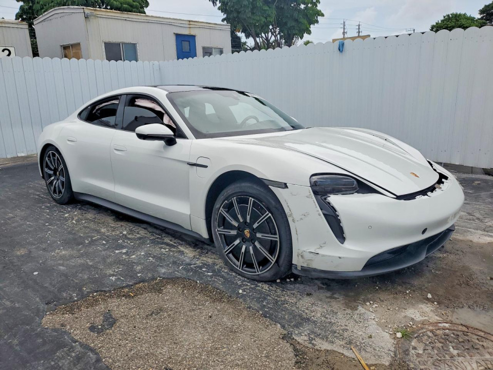 Porsche TAYCAN 2022 — Copart