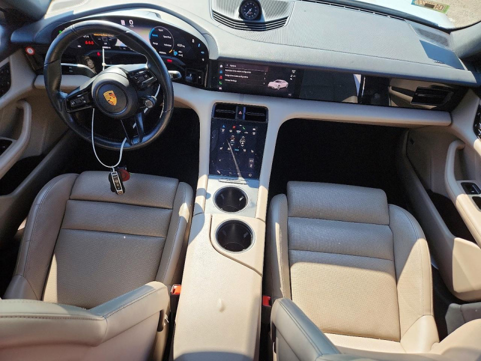 Porsche TAYCAN 2021 — Copart