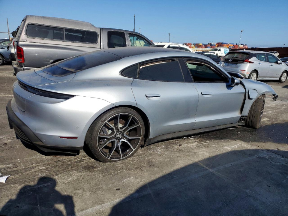 Porsche TAYCAN 2024 — Copart