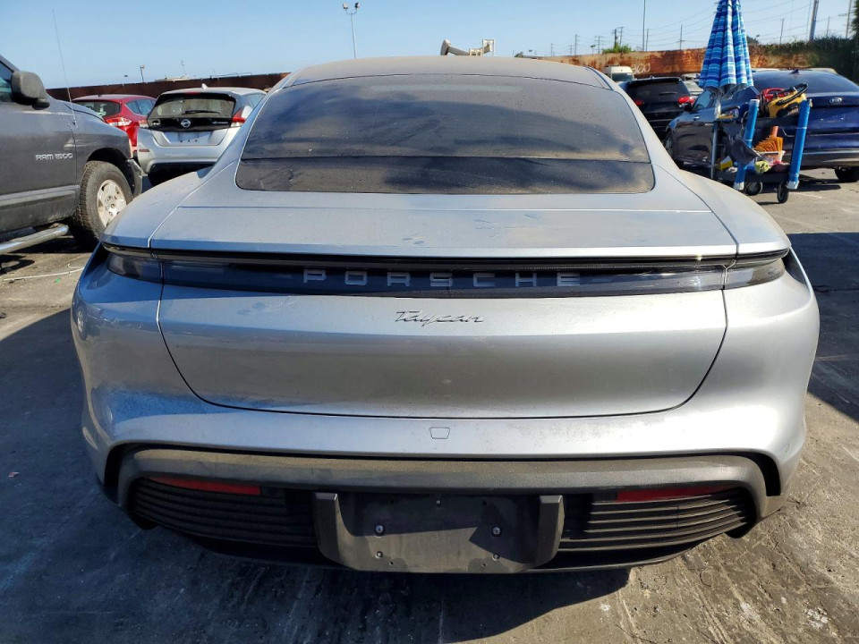 Porsche TAYCAN 2024 — Copart