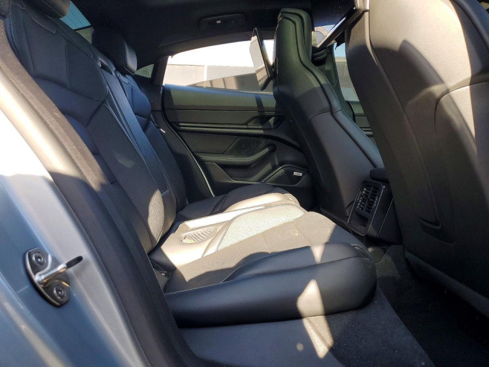 Porsche TAYCAN 2024 — Copart