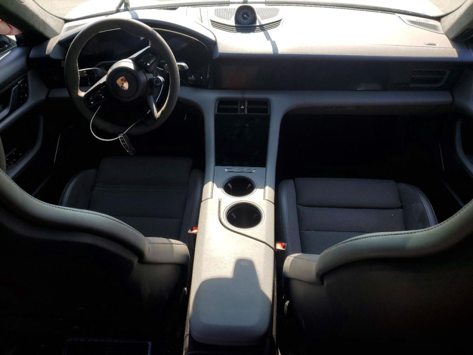 Porsche TAYCAN 2021 — Copart