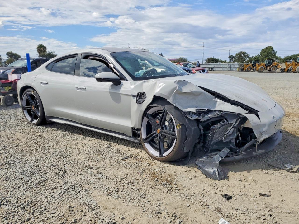 Porsche TAYCAN 2024 — Copart