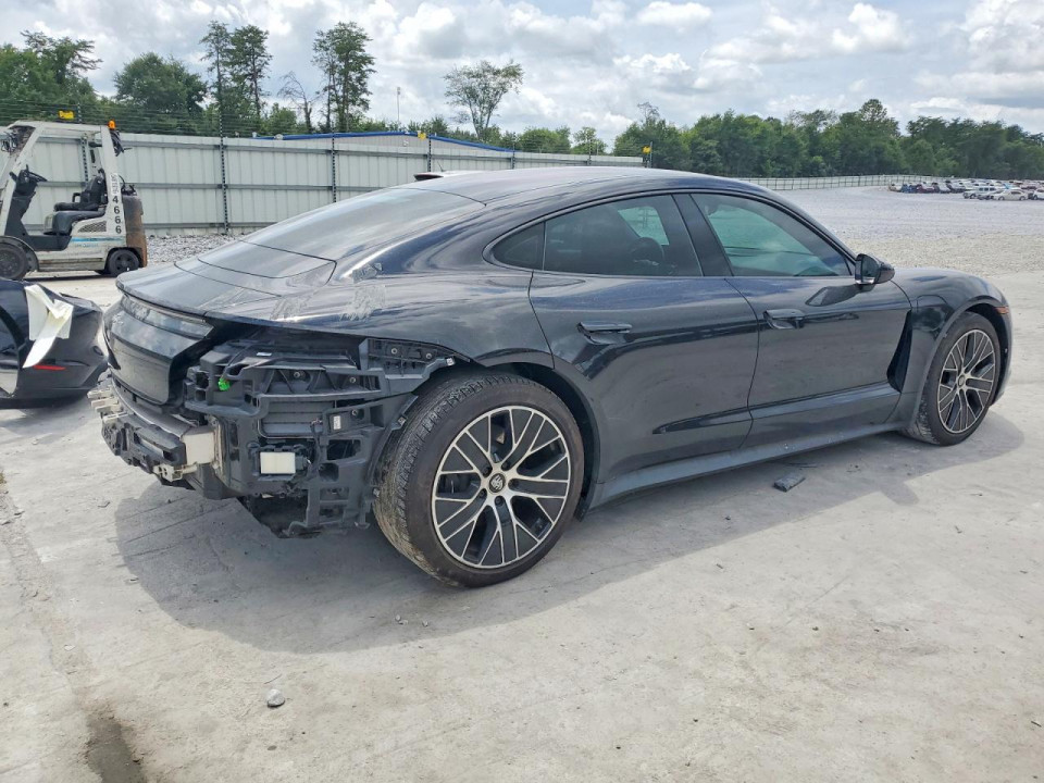 Porsche TAYCAN 2022 — Copart